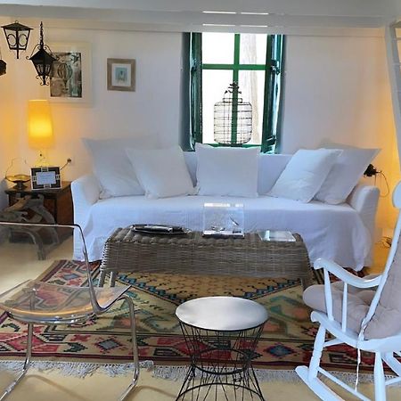 Hypate, Traditional Island Cottage Chalki Town Exteriér fotografie