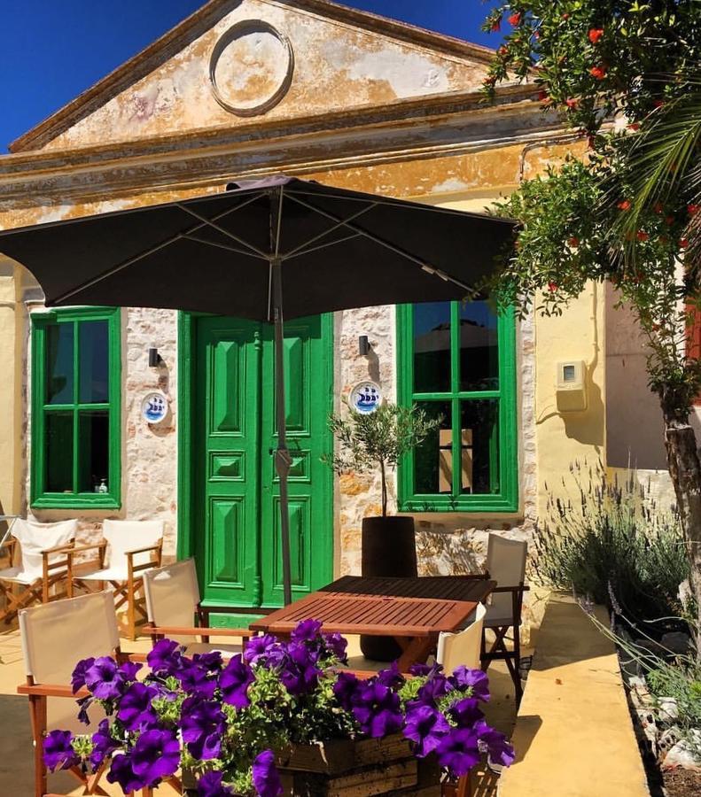 Hypate, Traditional Island Cottage Chalki Town Exteriér fotografie